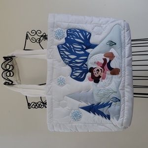 Disney Parks 2023 Seasonal Quilted Bag